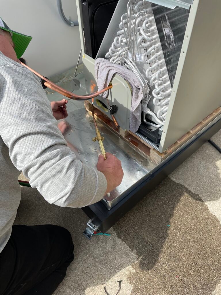 veteran student studying hvac